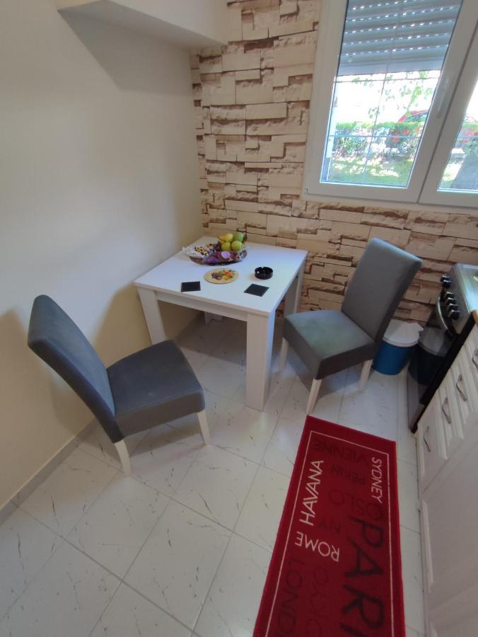 Orion Apatman Apartamento Belgrado Exterior foto