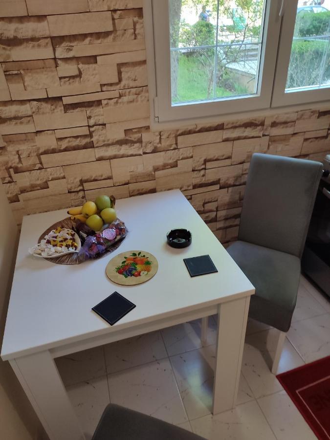 Orion Apatman Apartamento Belgrado Exterior foto